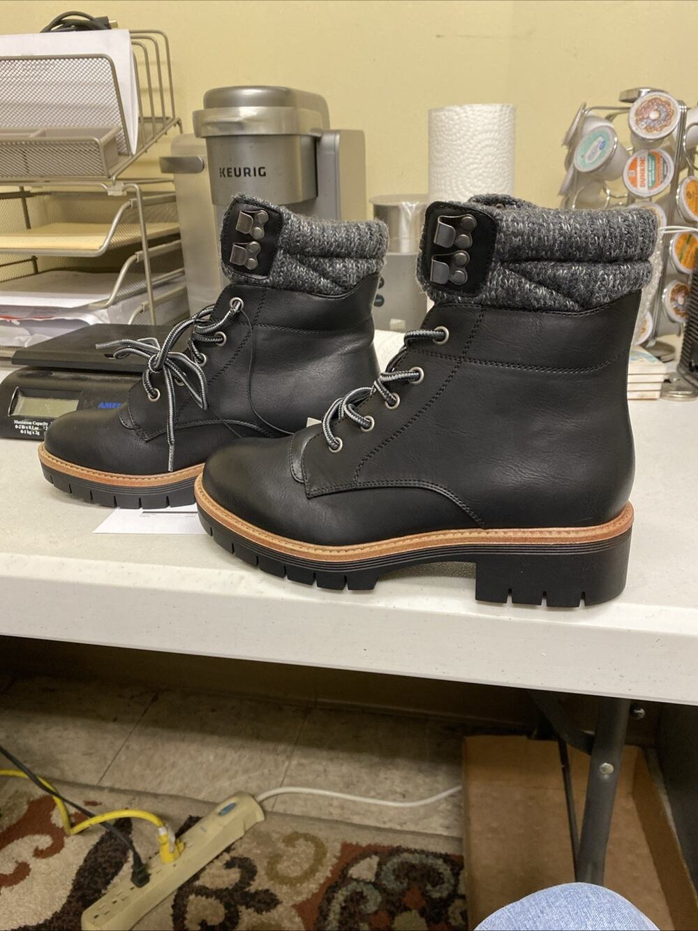 Maurices-Women's Black Leather Roxy Adventure Cuffed Boots size 7
